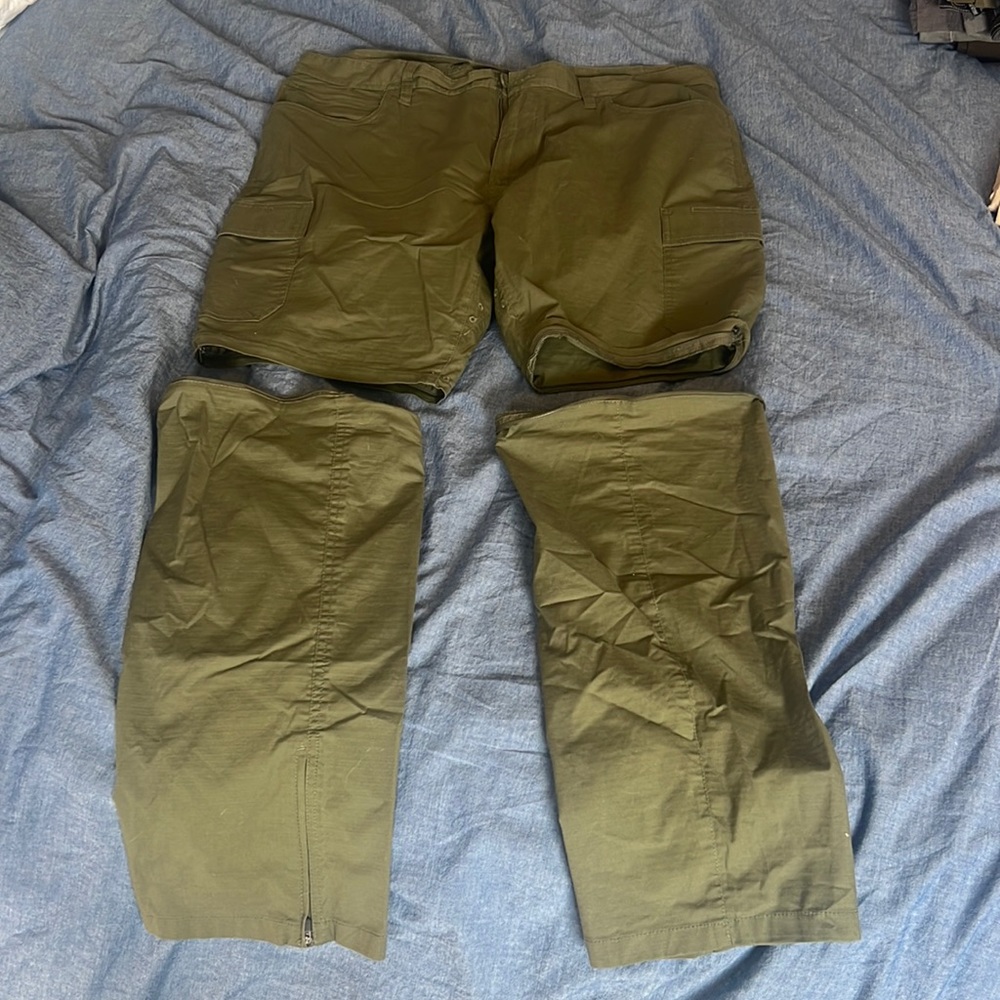 Prana Double Peak Convertible Pant in Cargo Green Men’s 40x30